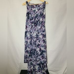 Simply vera, Vera Wang floral maxi dress- Size small